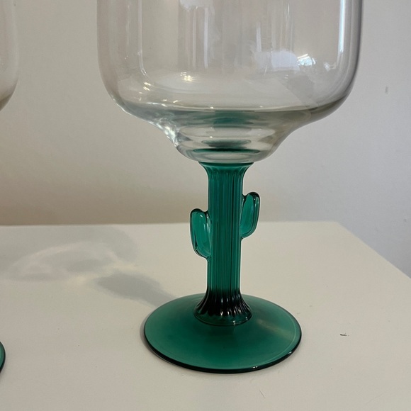 Set of 2 Green Cactus Stem Glass Margarita Glasses - Picture 3 of 5